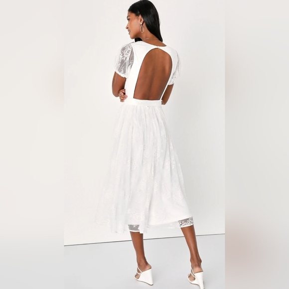 Lulus Romantic Prose White Lace Puff Sleeve Midi Skater Dress Size XS NWT - Picture 2 of 6